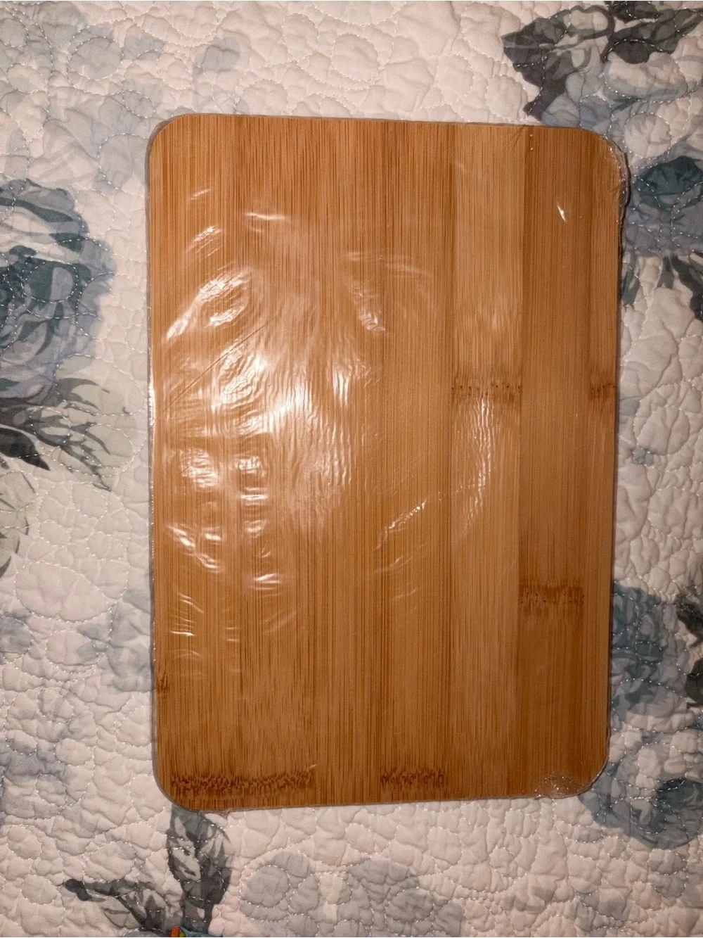 *BRAND NEW* Bamboo Cutting Board